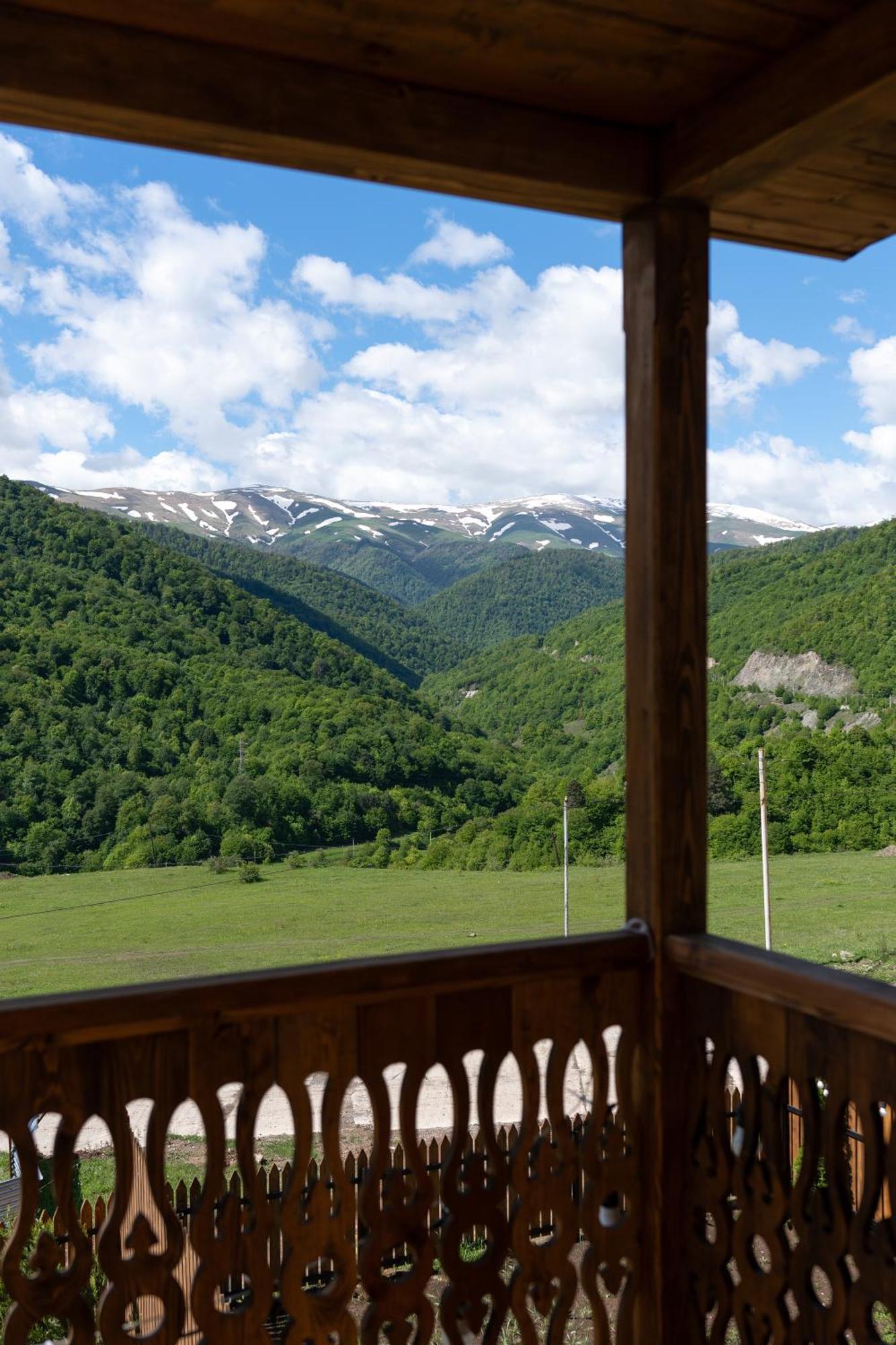 Motives Inn Дилижан Экстерьер фото